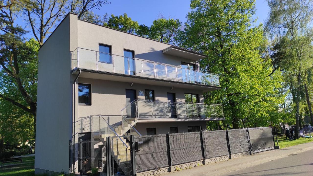 Domek W Parku Хель Экстерьер фото